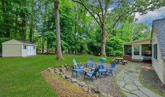 3 Hemion Way, Airmont, NY 10901