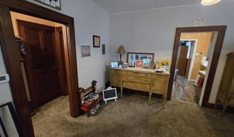 714 N 10th St, Beatrice, NE 68310