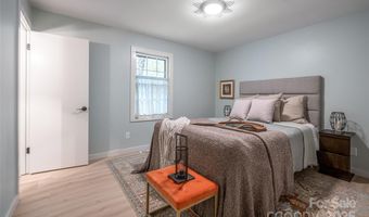 6 Valleywood Ct, Asheville, NC 28803