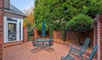 133 Sycamore Commons Ln, Advance, NC 27006