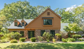 155 Stony Creek Rd, Branford, CT 06405