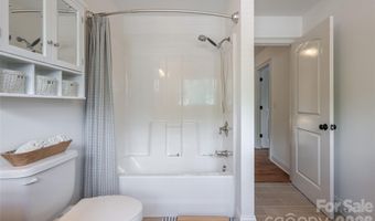 17 Asher Ln, Arden, NC 28704