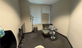 206 SW 8th St 112, Bentonville, AR 72712