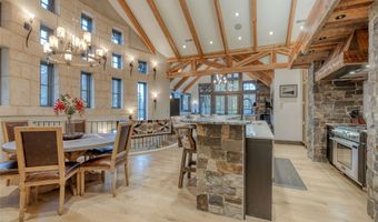30 Bear Dance Vlg, Bigfork, MT 59911