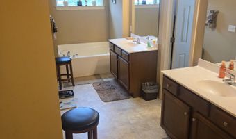 42 Burrage Dr, Angier, NC 27501