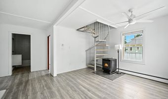 3 Gedney St, Augusta, ME 04330