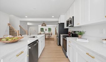 2807 BARBERRY Ln, Bowie, MD 20715