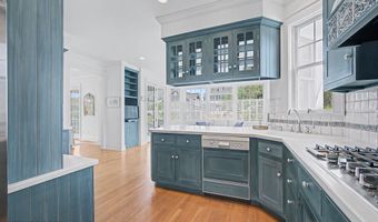 634 East Ave, Bay Head, NJ 08742