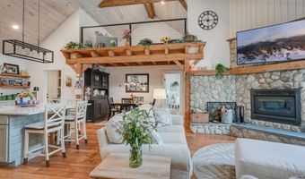 619 Grandview Rd, Conway, NH 03860