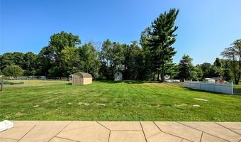 577 Catalina Dr, Akron, OH 44319