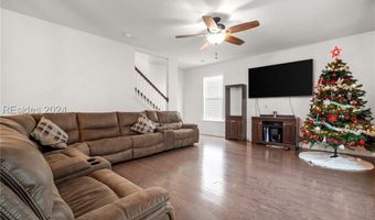 37 Kings Cross Ct, Beaufort, SC 29902