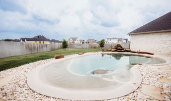 12012 Sequoia Ln, Woodway, TX 76712