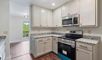 3 Britten Cir, Bella Vista, AR 72715