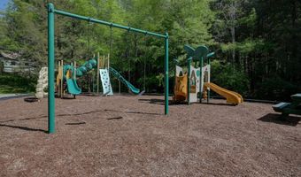1 C Seasons At Attitash Rd, Bartlett, NH 03812