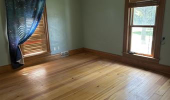911 Pine St, Atlantic, IA 50022
