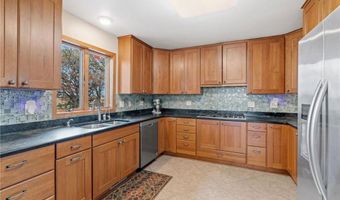 74500 240th St, Albert Lea, MN 56007