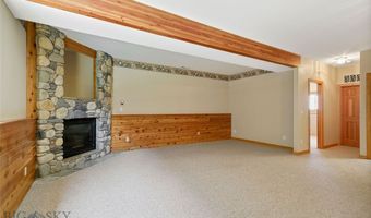 38 A N Woodard Ave, Absarokee, MT 59001
