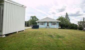 875 Hammond St, Bangor, ME 04401