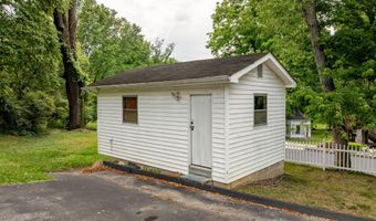 315 Lovelace St, Albany, KY 42602