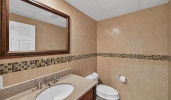 63 Ansel White Dr, Acushnet, MA 02743