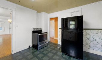 164 7th St, Bangor, ME 04401