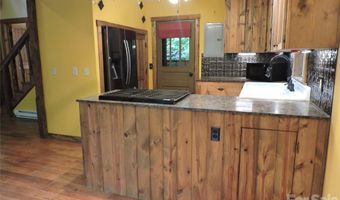 963 Melton Branch Rd, Bakersville, NC 28705