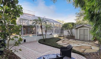 910 ALAMEDA St, Orlando, FL 32804