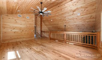 167 Apple Cove Rd, Banner Elk, NC 28604