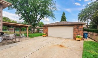 1832 W Woodland Ave, Addison, IL 60101