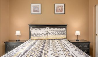 2911 Los Pueblos Dr, Bullhead City, AZ 86429
