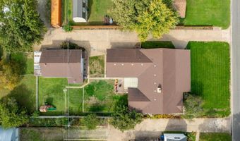 1707 Sunset Dr, Augusta, KS 67010