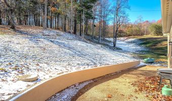 15 Eaglebear Dr, Asheville, NC 28806