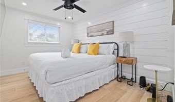 228 GLADIOLUS St, Anna Maria, FL 34216