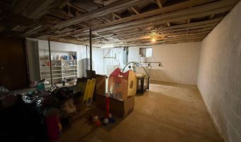 5736 Swanson Dr, Ashland, KY 41102