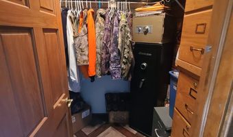 742 Solpers Bay Rd, Bottineau, ND 58318