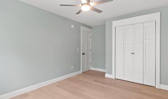 907 Richville Rd, Standish, ME 04084