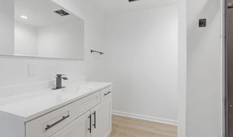 611 3rd St NW, Austin, MN 55912