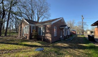 232 E Calhoun St, Bruce, MS 38915