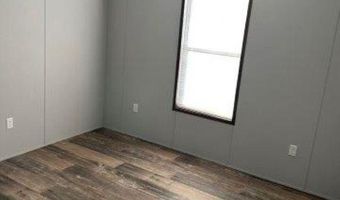 811 NE Front St, Millsap, TX 76066