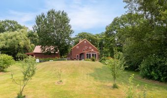 73 College Rd, Center Harbor, NH 03226