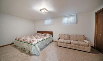 667 S Oswego Ct, Aurora, CO 80012