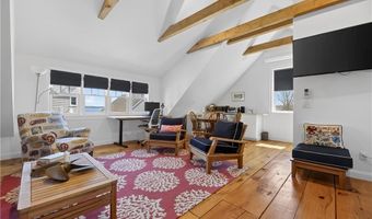 110 Sea View Ave, North Kingstown, RI 02852