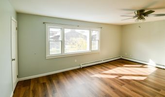 45 E 51ST St, Bayonne, NJ 07002