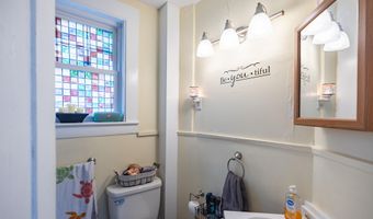 19 Granite St, Auburn, ME 04210