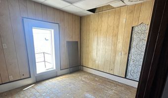 602 3RD St, Algoma, WI 54201