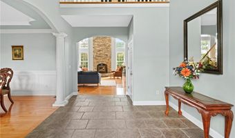 51 Reservoir Rd, Cumberland, RI 02864