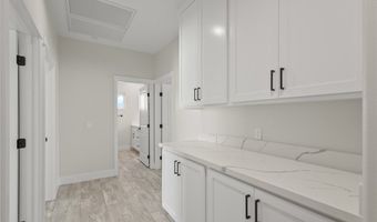 19707 Roanoke Rd, Apple Valley, CA 92307