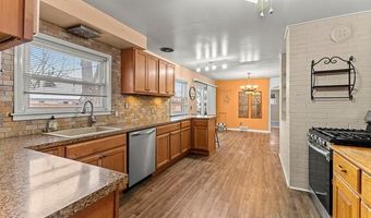 17271 Hamilton Ave, Allen Park, MI 48101