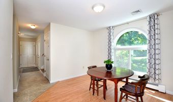 24 Sharon Rd, Bloomfield, CT 06002