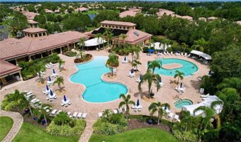 5663 SUNSET FALLS Dr, Apollo Beach, FL 33572